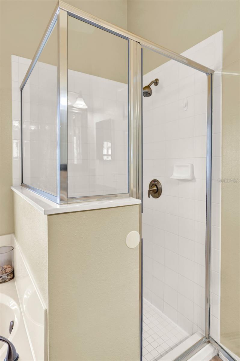 737 OXFORD DR, DAVENPORT, FL, 33897