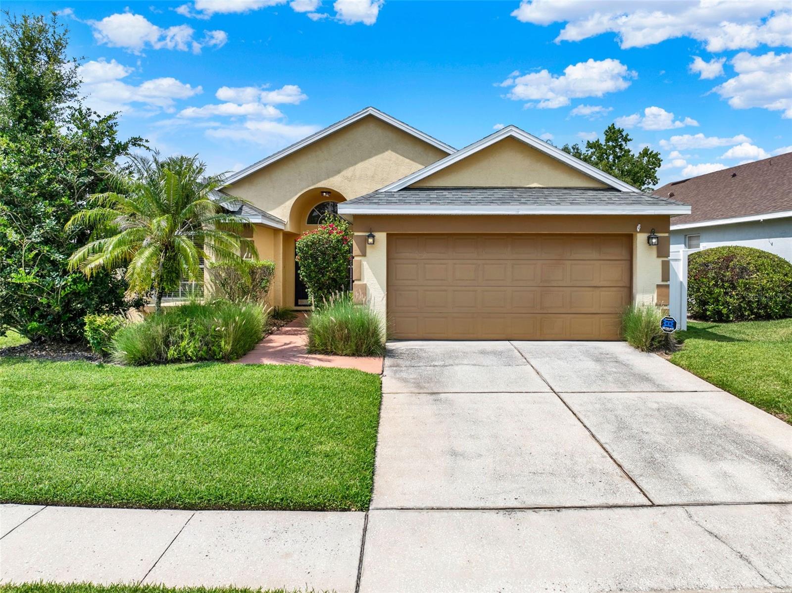 737 OXFORD DR, DAVENPORT, FL, 33897