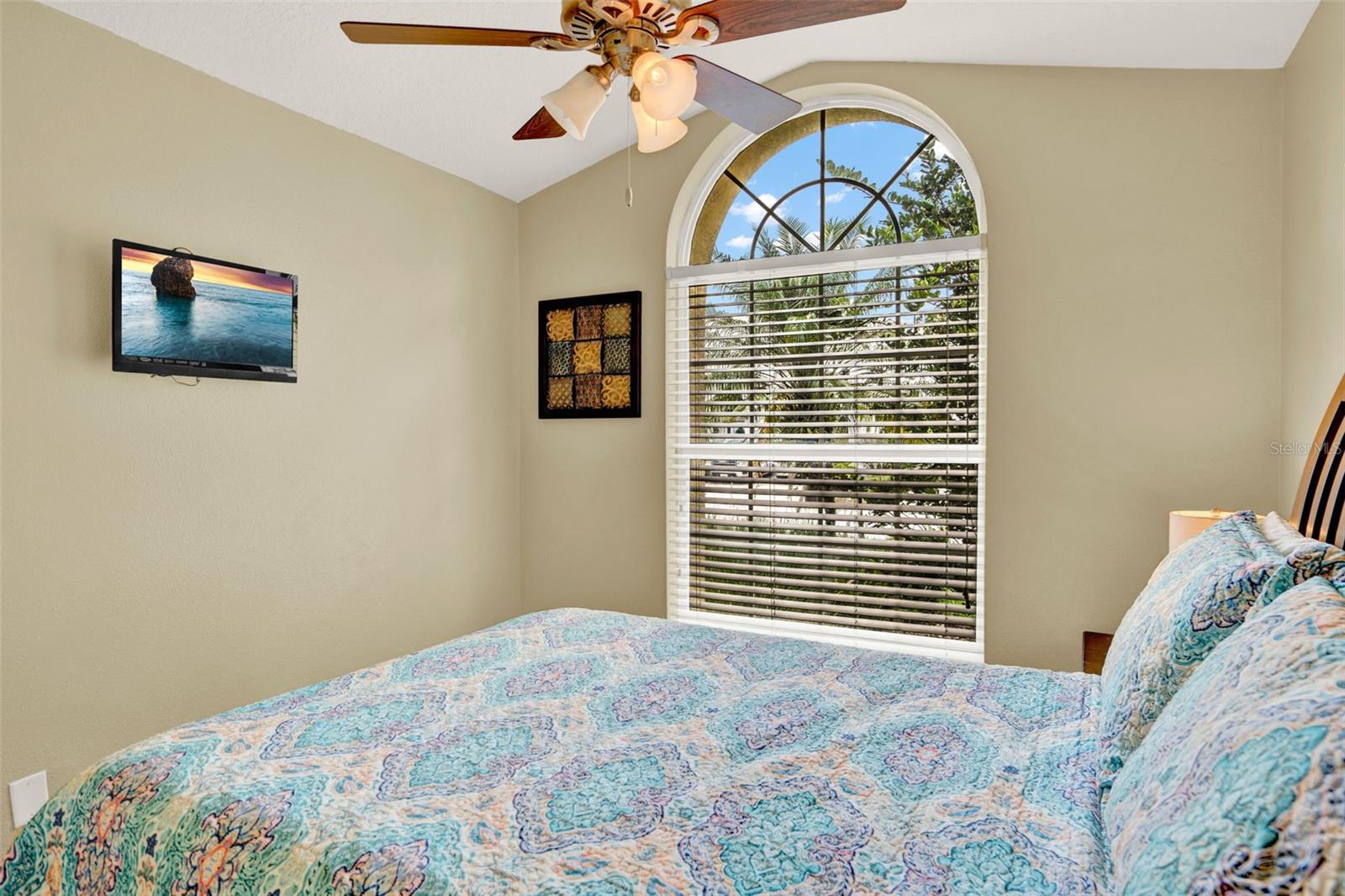 737 OXFORD DR, DAVENPORT, FL, 33897