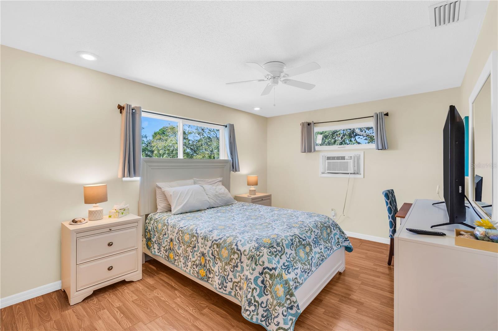 521 PAMETO RD, NOKOMIS, FL, 34275