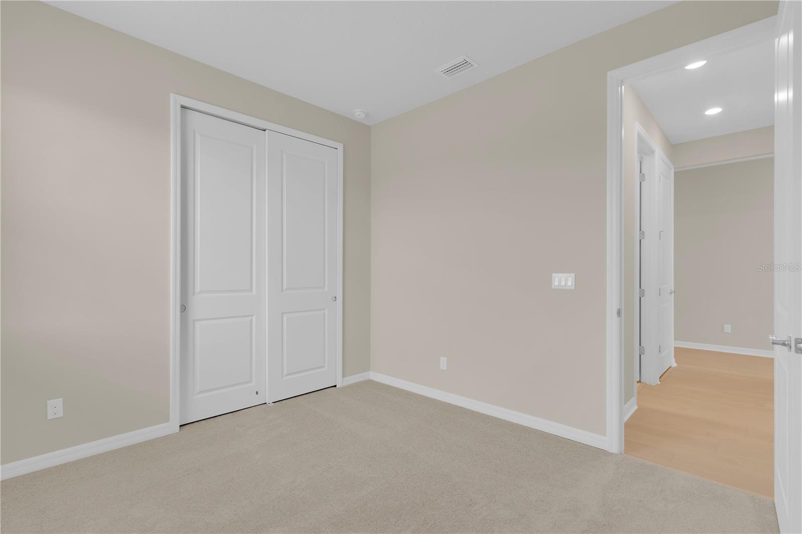 2261 MOSSY VINE AVE, ST CLOUD, FL, 34771