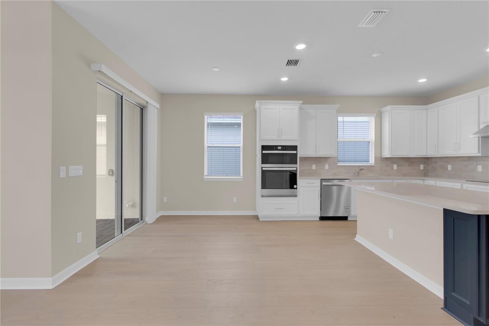 2261 MOSSY VINE AVE, ST CLOUD, FL, 34771