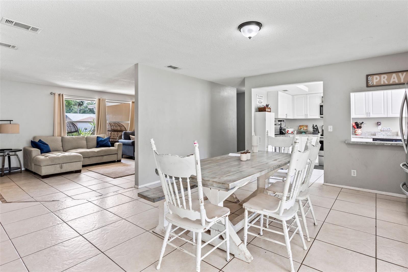 833 LUCERNE CIR, ORMOND BEACH, FL, 32174