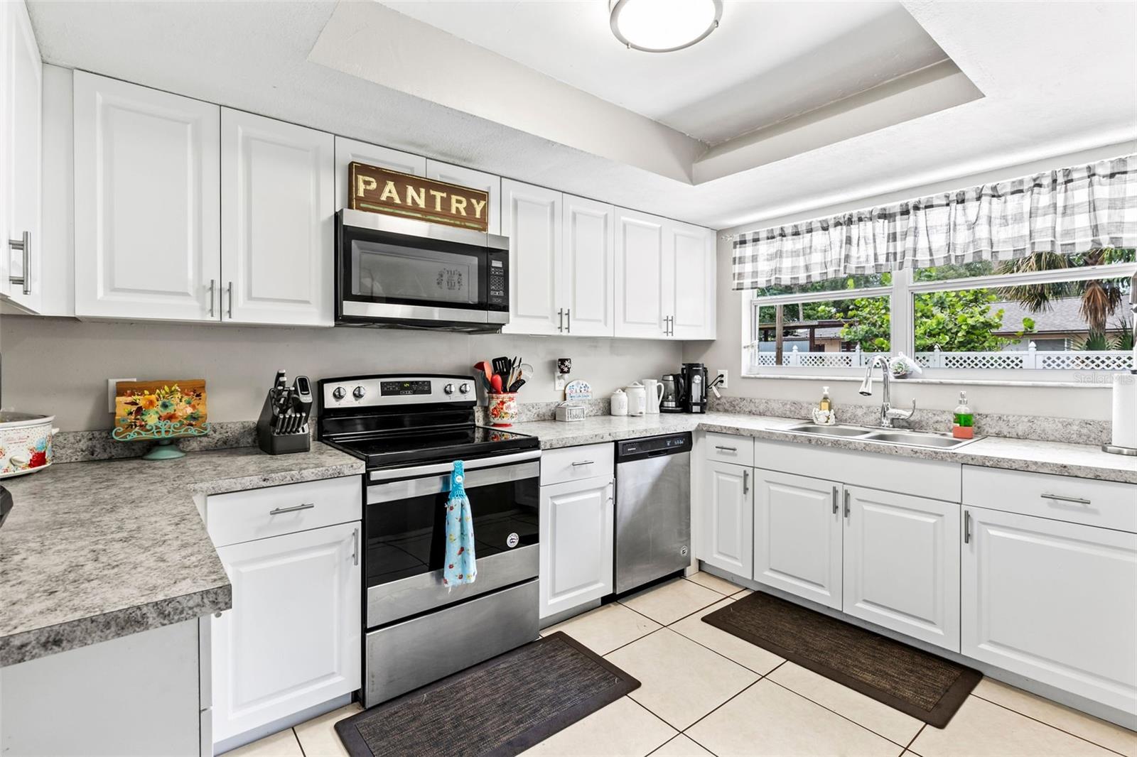 833 LUCERNE CIR, ORMOND BEACH, FL, 32174