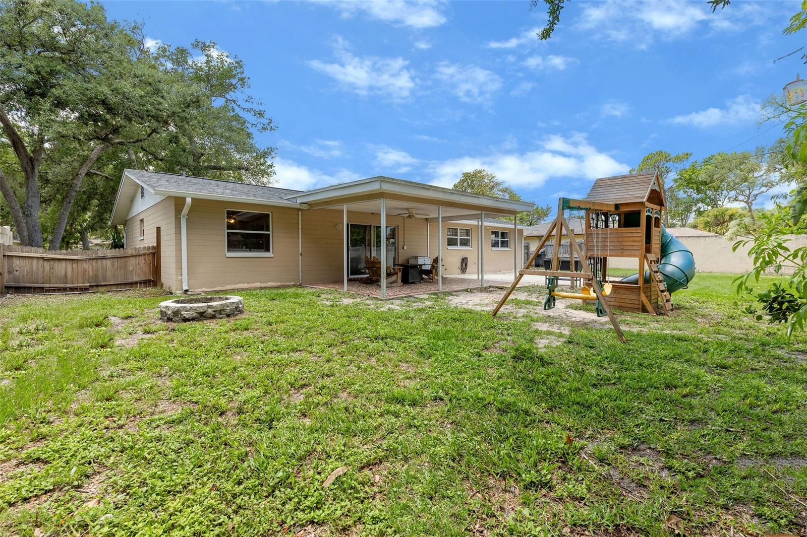 833 LUCERNE CIR, ORMOND BEACH, FL, 32174