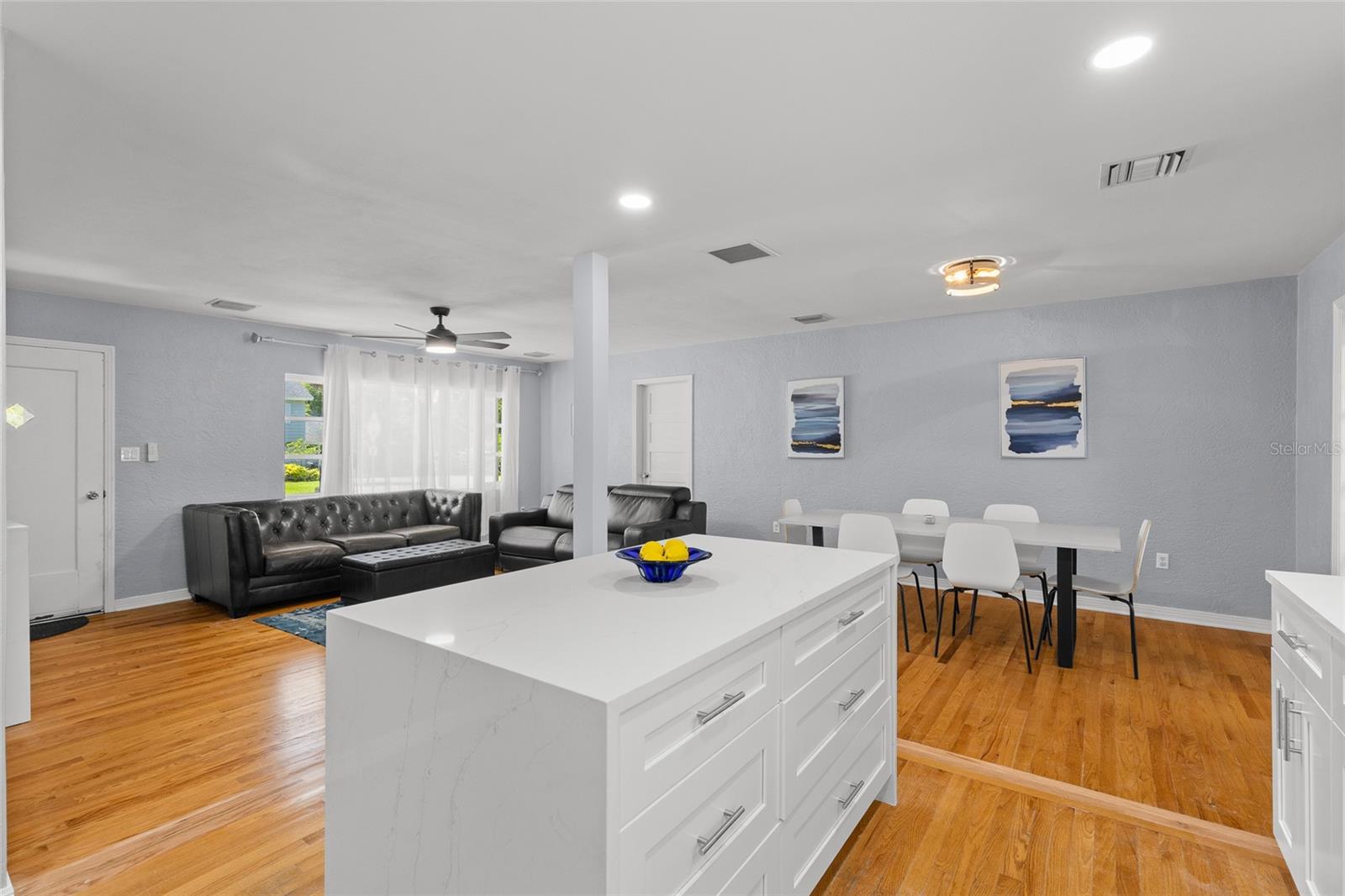 2072 GRANDVIEW AVE S, SANFORD, FL, 32771