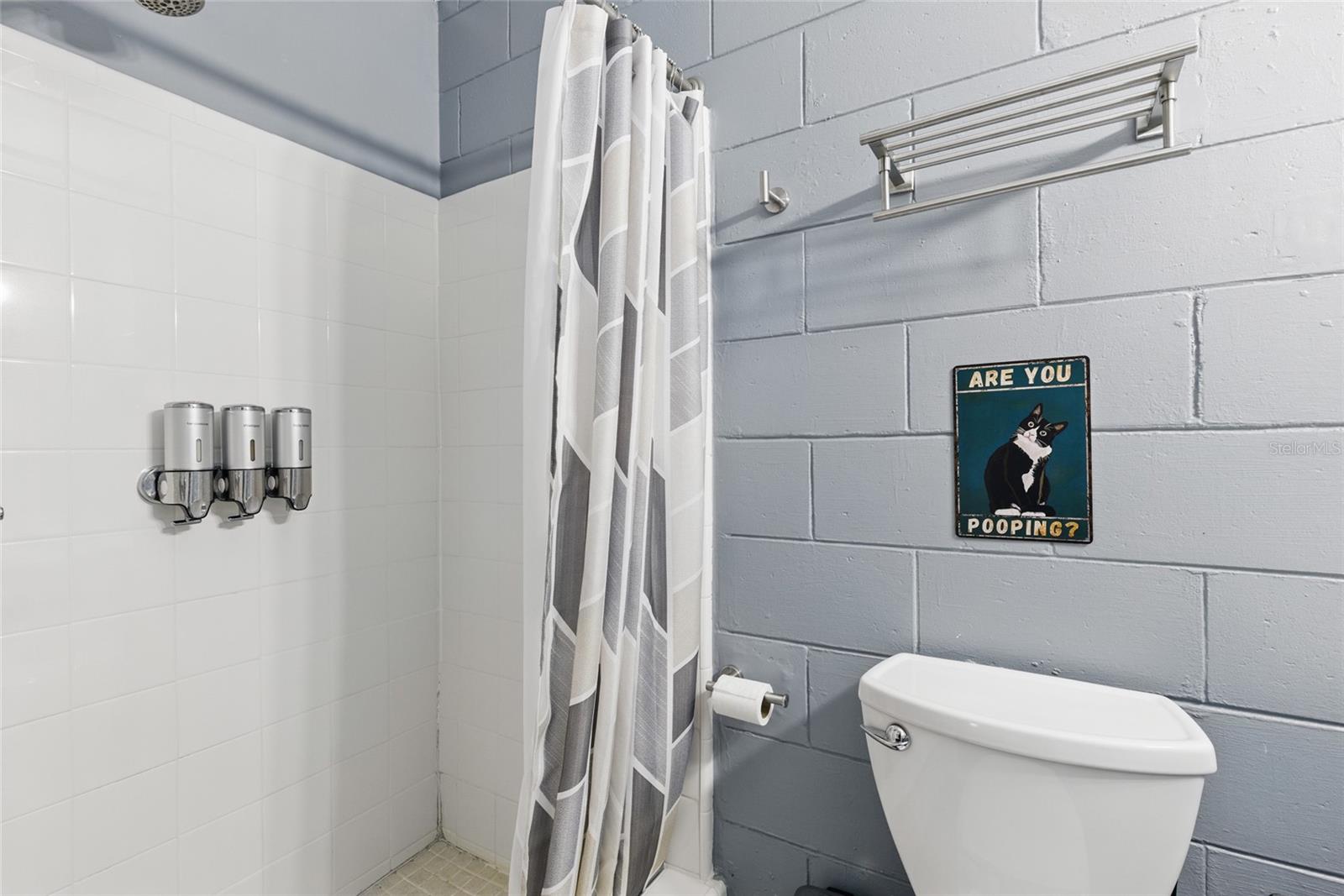 2072 GRANDVIEW AVE S, SANFORD, FL, 32771