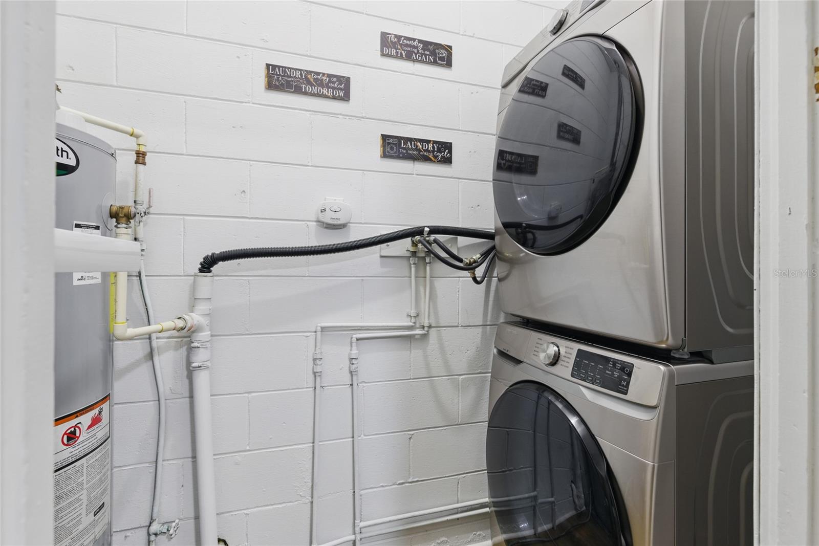 2072 GRANDVIEW AVE S, SANFORD, FL, 32771