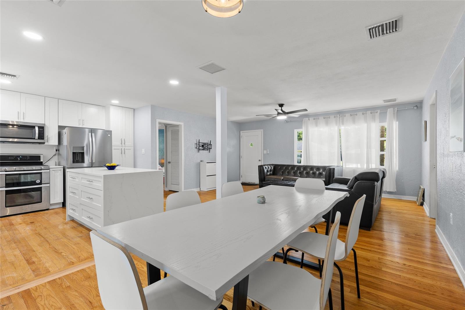 2072 GRANDVIEW AVE S, SANFORD, FL, 32771