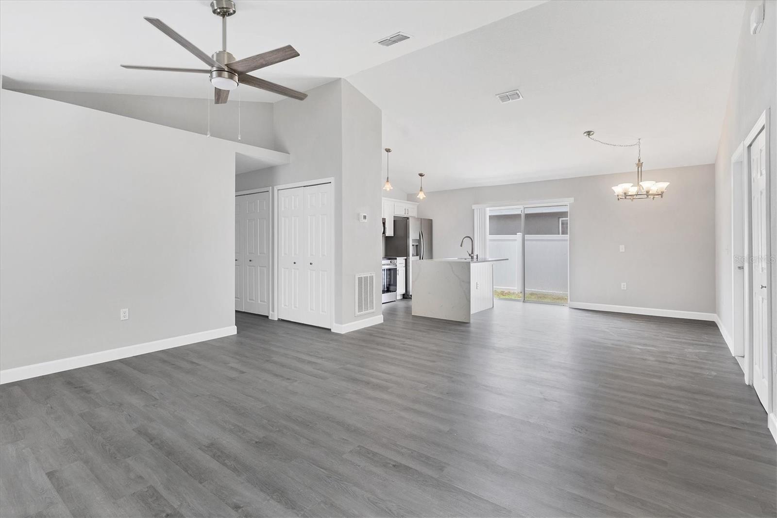 711 BRENTON LEAF DR, RUSKIN, FL, 33570