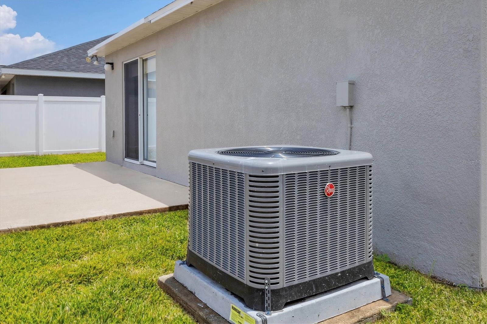 711 BRENTON LEAF DR, RUSKIN, FL, 33570