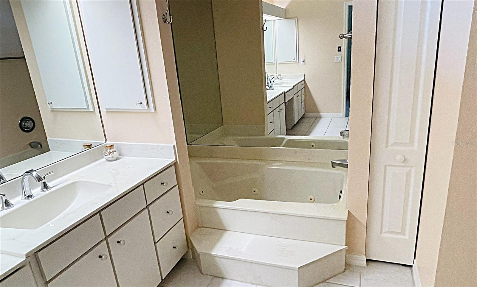 2399 BENDWAY DR, PORT CHARLOTTE, FL, 33948