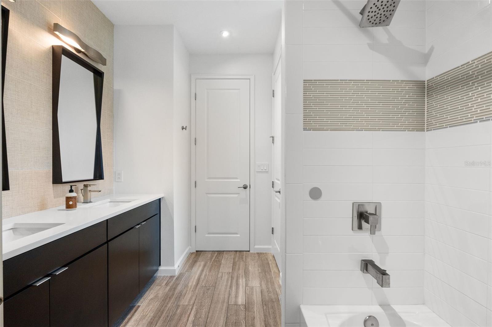 5240 BENTGRASS WAY, BRADENTON, FL, 34211