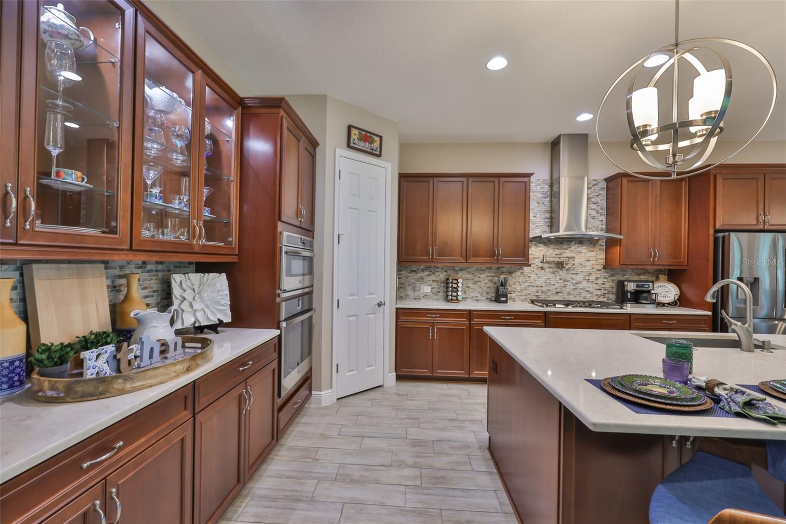 6016 SHADOWLAKE DR, APOLLO BEACH, FL, 33572