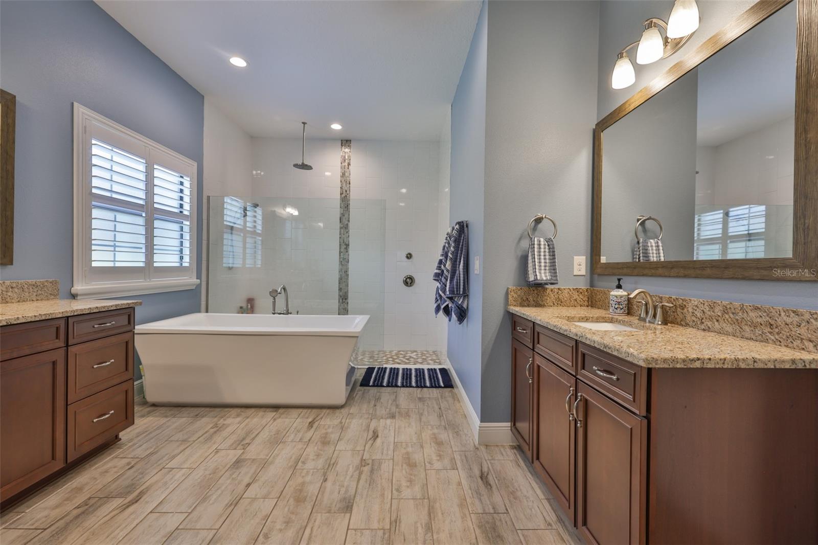 6016 SHADOWLAKE DR, APOLLO BEACH, FL, 33572