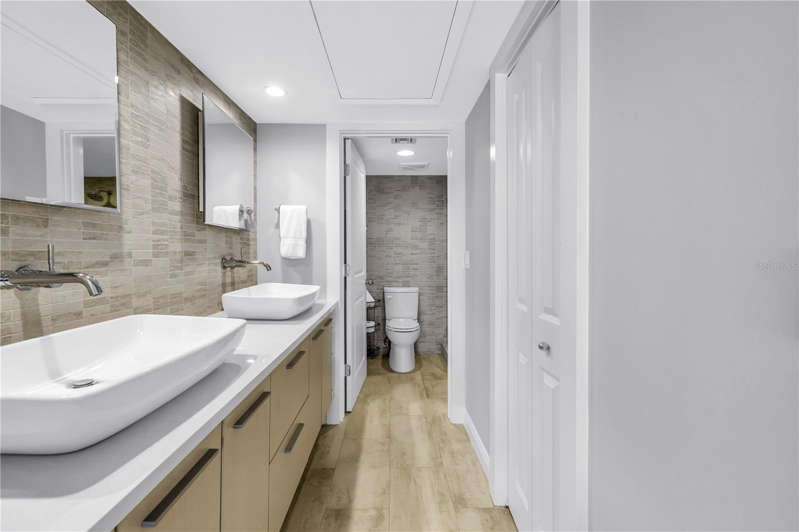 8226 W GULF BLVD #2, TREASURE ISLAND, FL, 33706