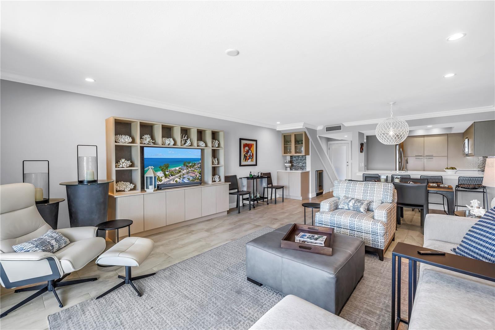 8226 W GULF BLVD #2, TREASURE ISLAND, FL, 33706