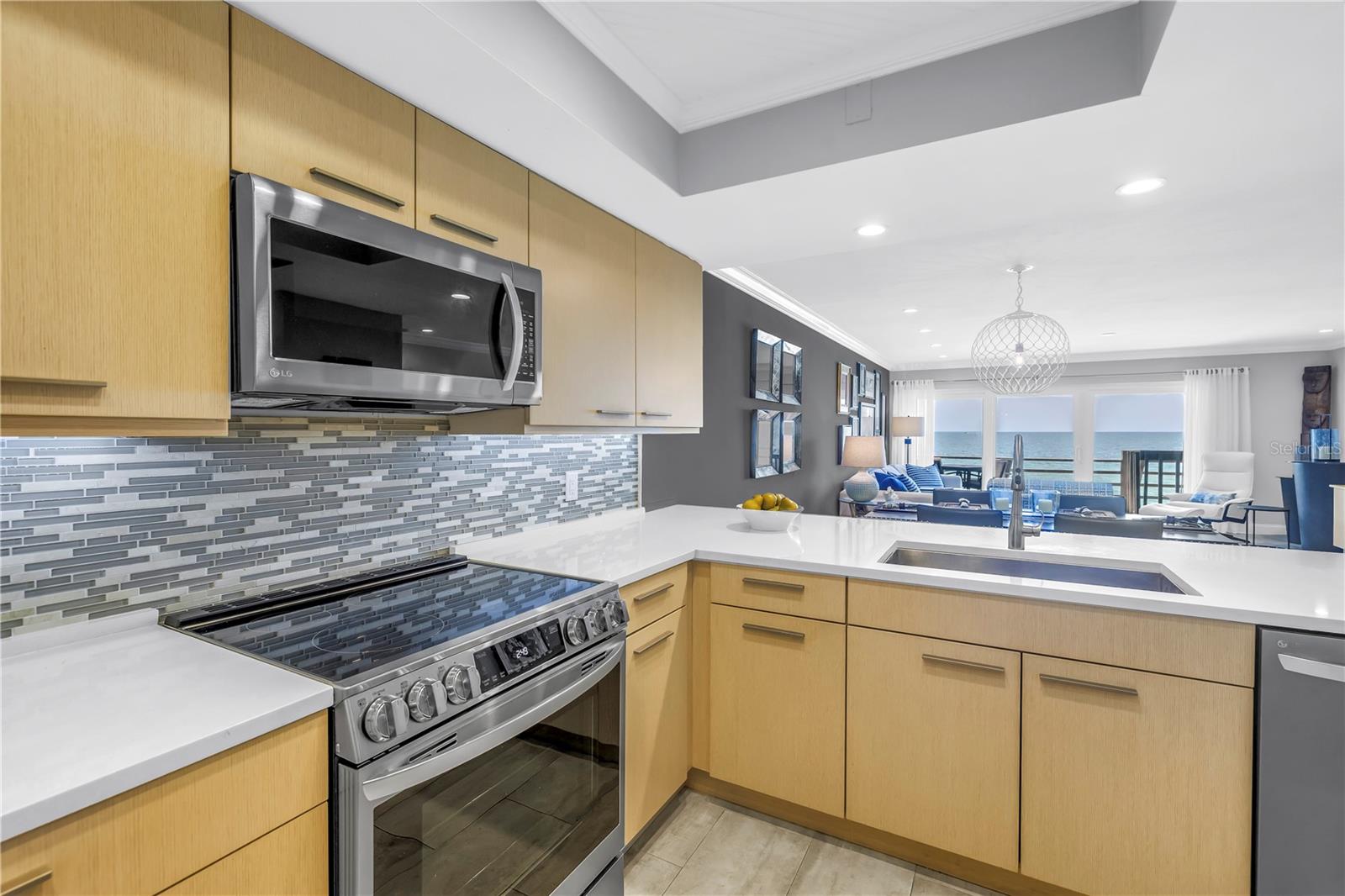 8226 W GULF BLVD #2, TREASURE ISLAND, FL, 33706