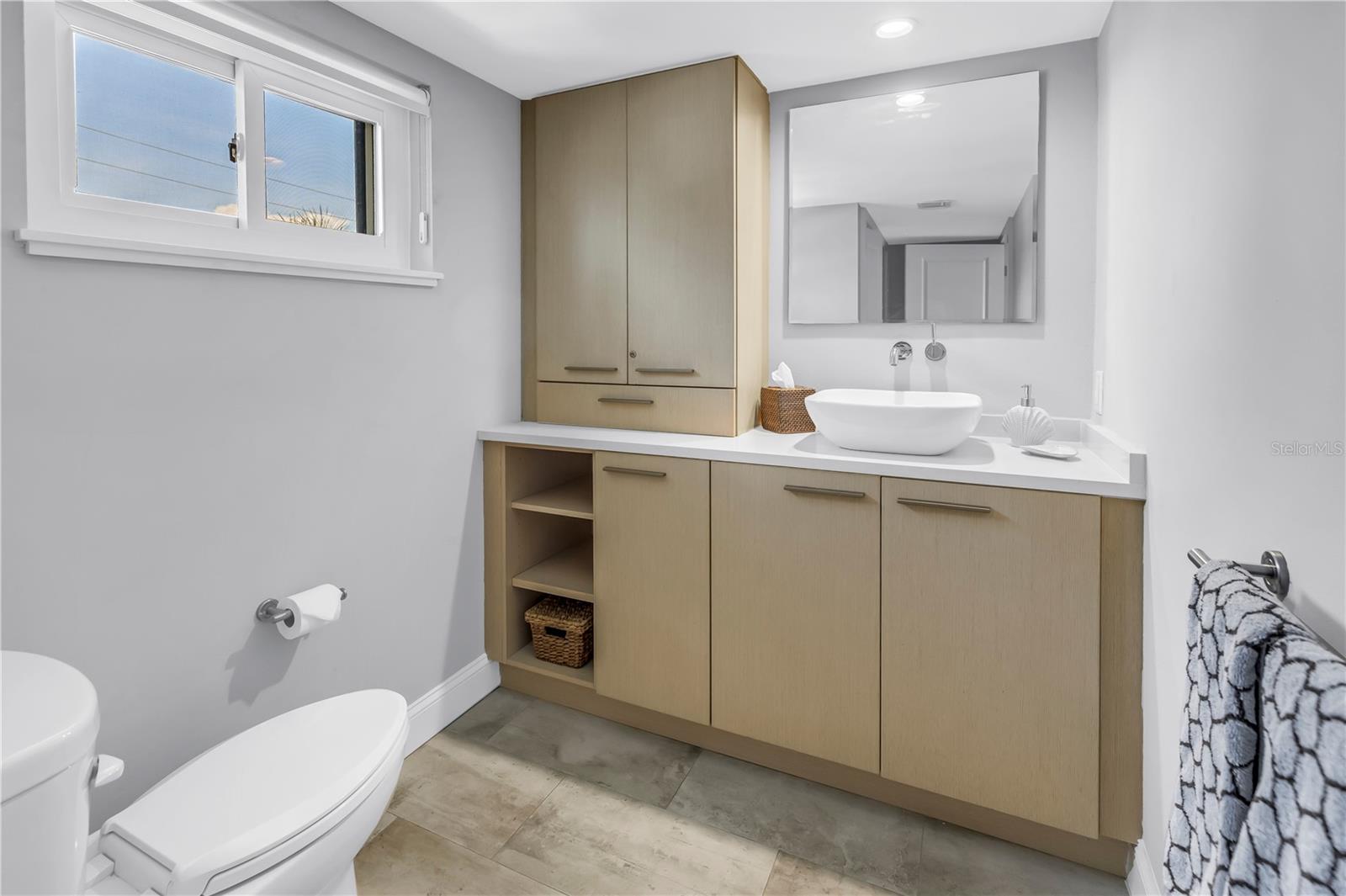 8226 W GULF BLVD #2, TREASURE ISLAND, FL, 33706