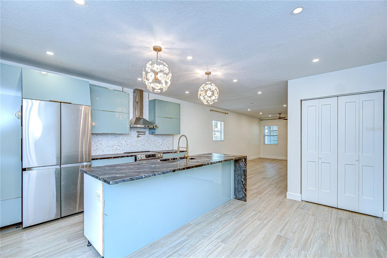 509 E DAVIS BLVD, TAMPA, FL, 33606