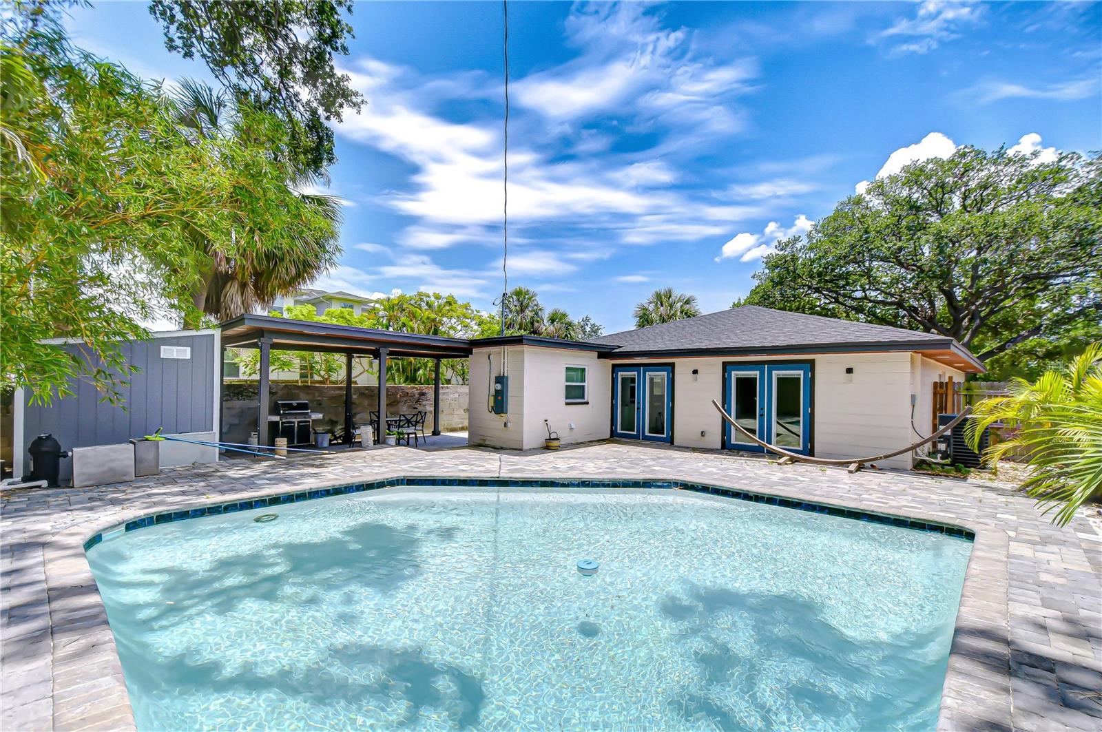 509 E DAVIS BLVD, TAMPA, FL, 33606