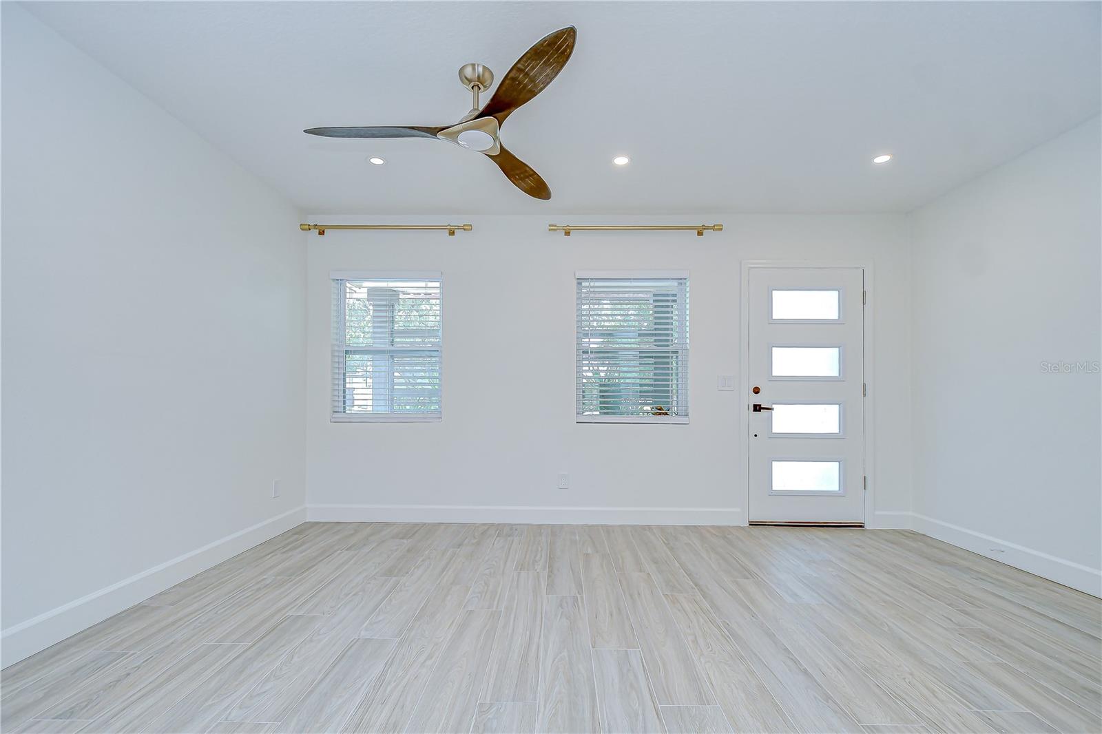 509 E DAVIS BLVD, TAMPA, FL, 33606