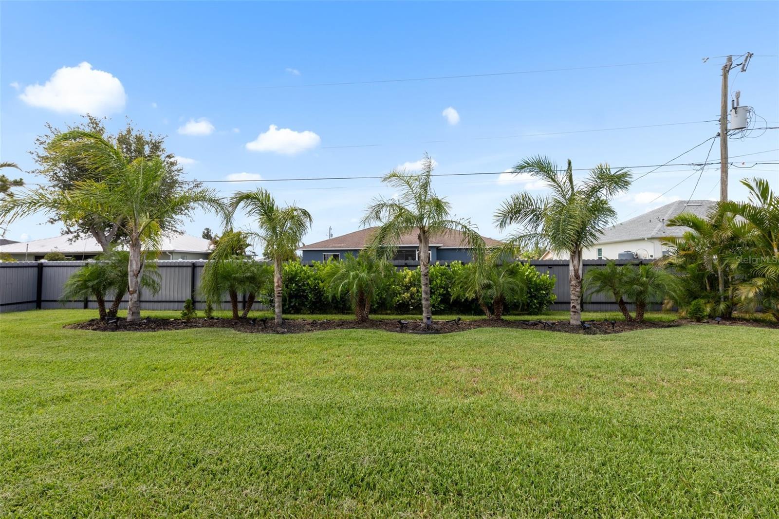 306 NE 9TH TER, CAPE CORAL, FL, 33909