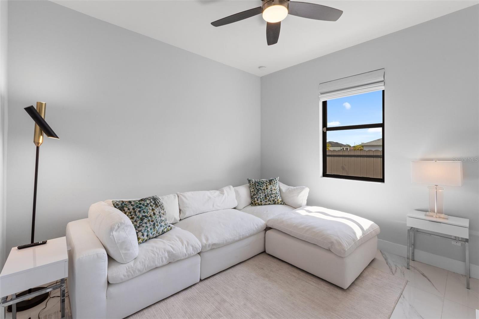 306 NE 9TH TER, CAPE CORAL, FL, 33909