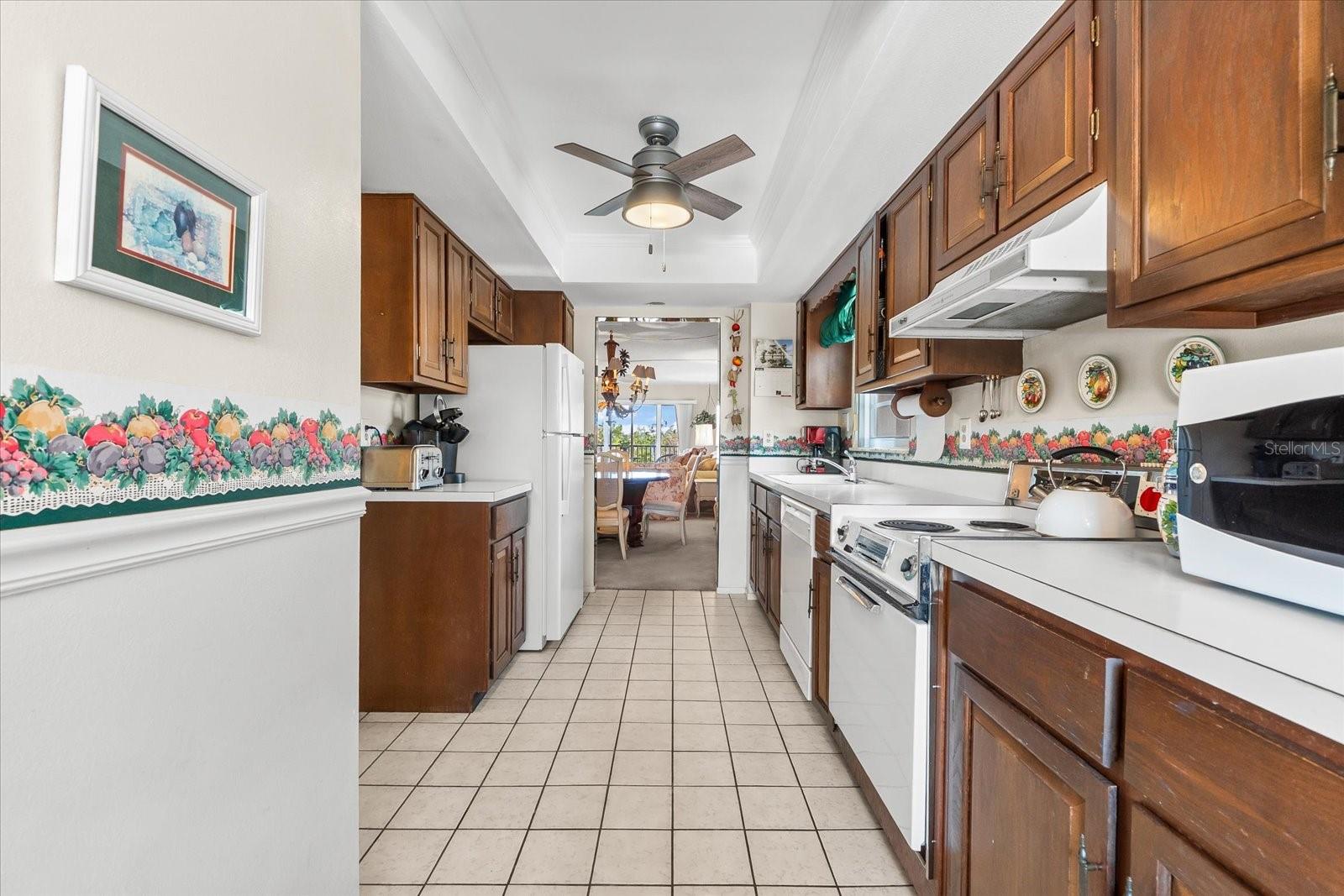 5600 BEACH WAY DR #201, SARASOTA, FL, 34242