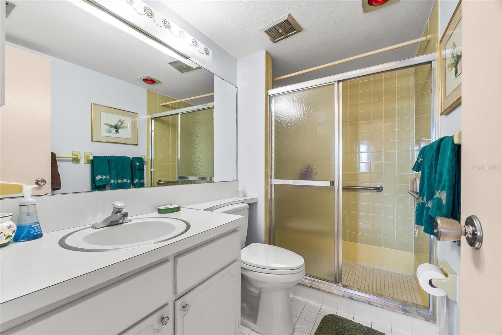 5600 BEACH WAY DR #201, SARASOTA, FL, 34242