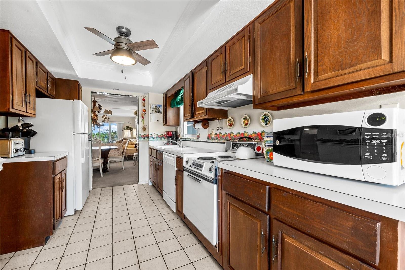 5600 BEACH WAY DR #201, SARASOTA, FL, 34242