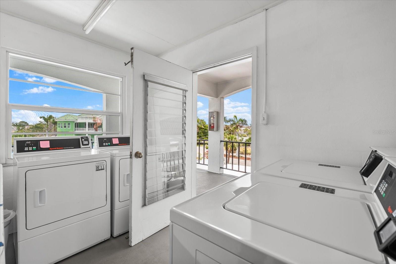 5600 BEACH WAY DR #201, SARASOTA, FL, 34242