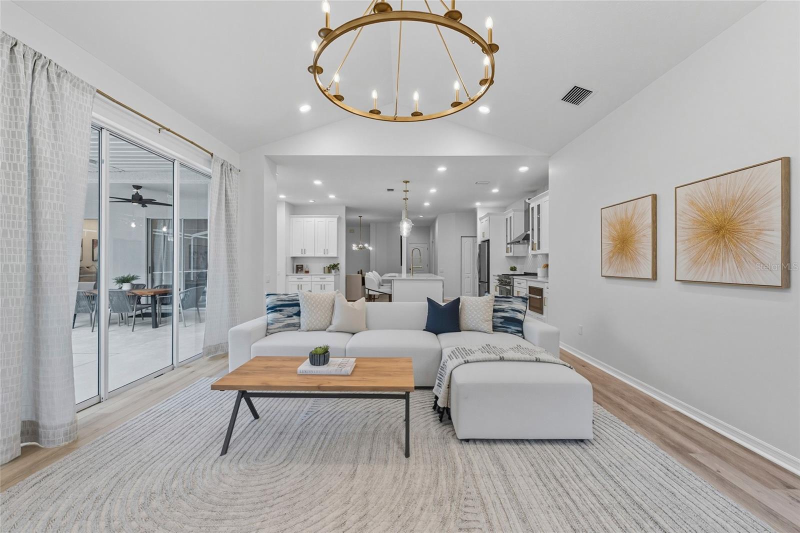 9402 WOODBAY DR, TAMPA, FL, 33626