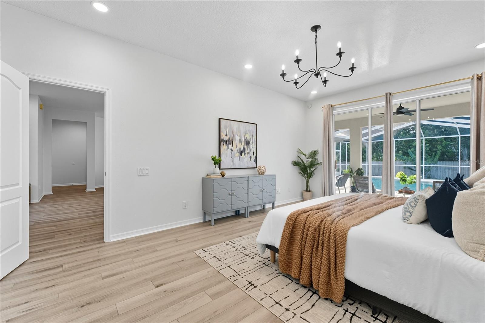 9402 WOODBAY DR, TAMPA, FL, 33626