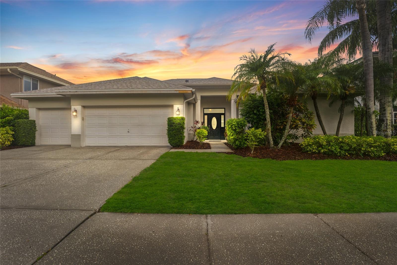 9402 WOODBAY DR, TAMPA, FL, 33626