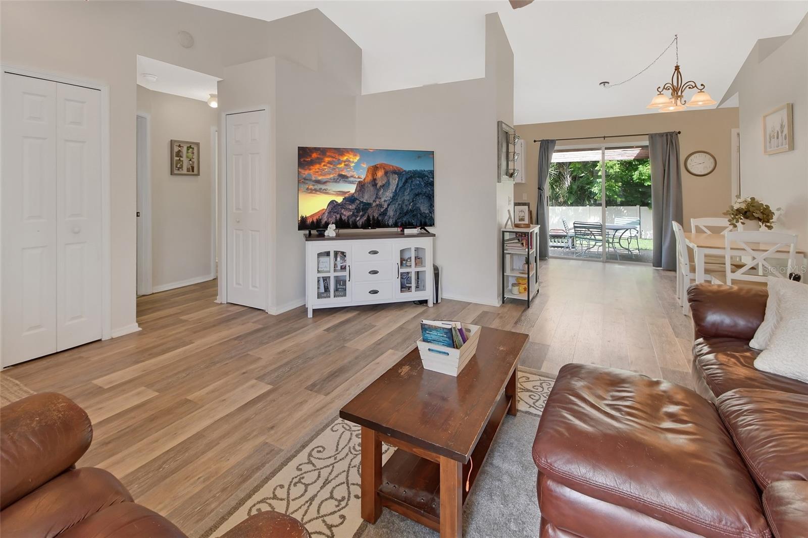 414 LANCASTER AVE, ORANGE CITY, FL, 32763