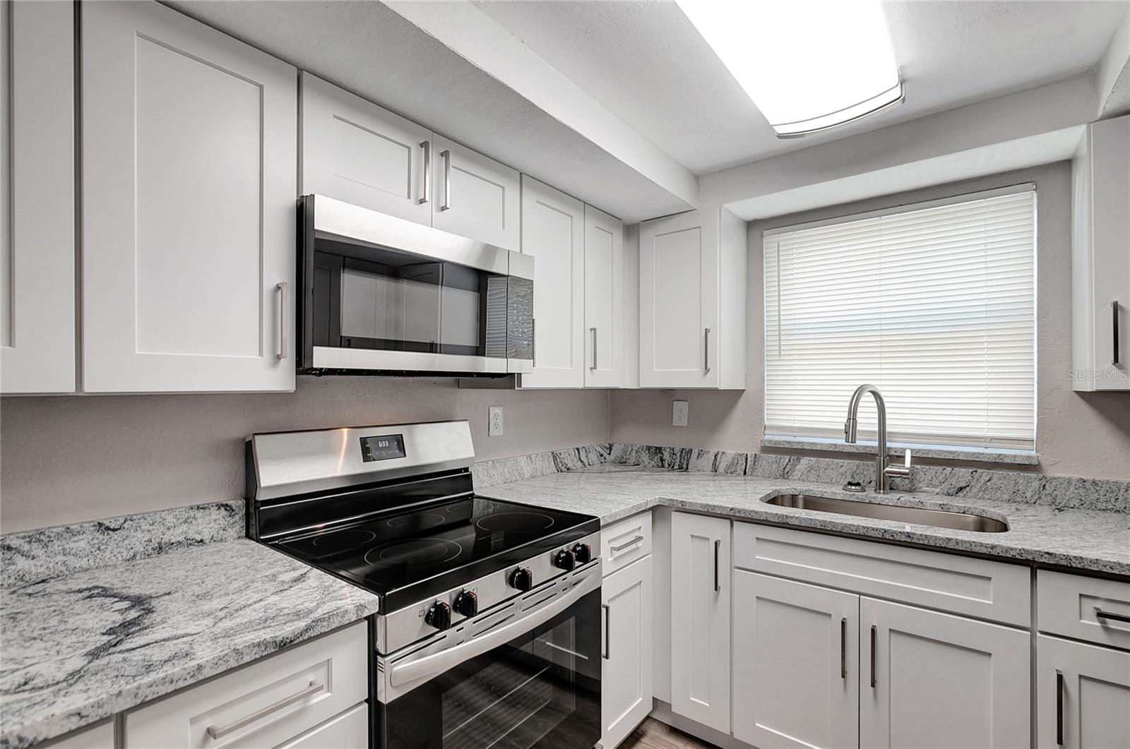 7411 SEASHORE DR, PORT RICHEY, FL, 34668