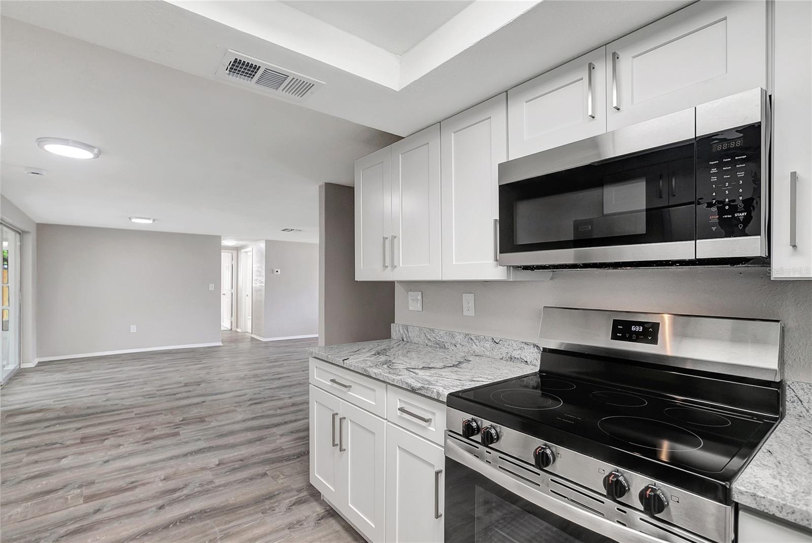 7411 SEASHORE DR, PORT RICHEY, FL, 34668