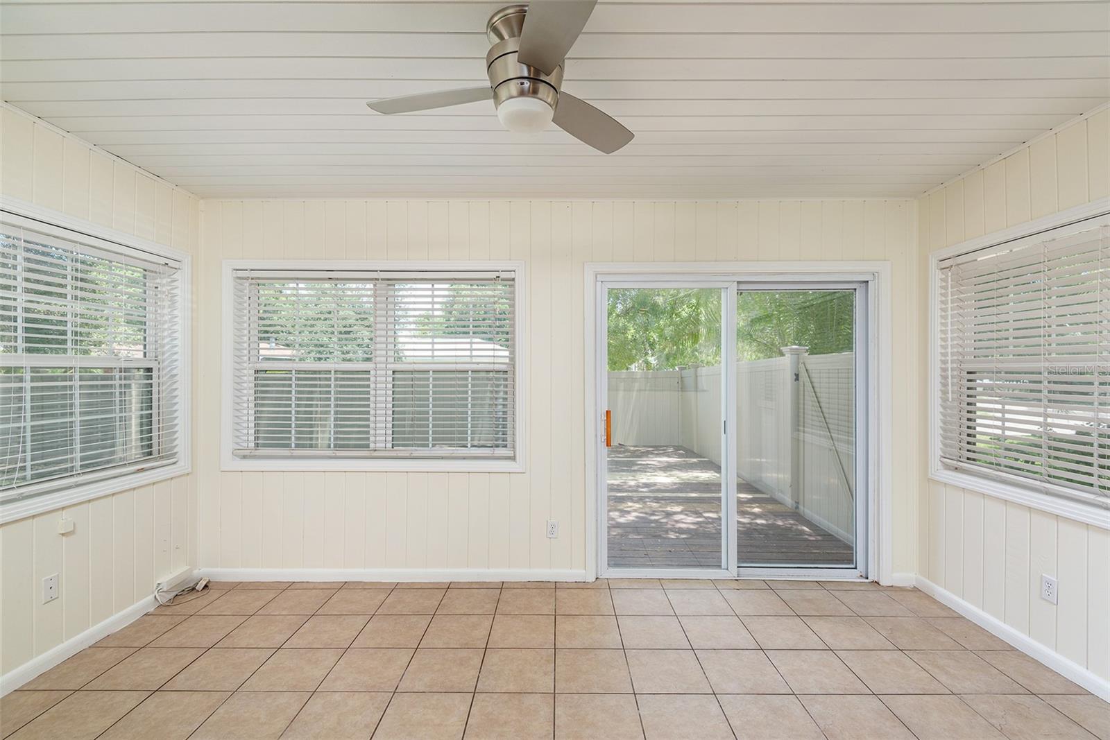 4001 W ESTRELLA ST, TAMPA, FL, 33629