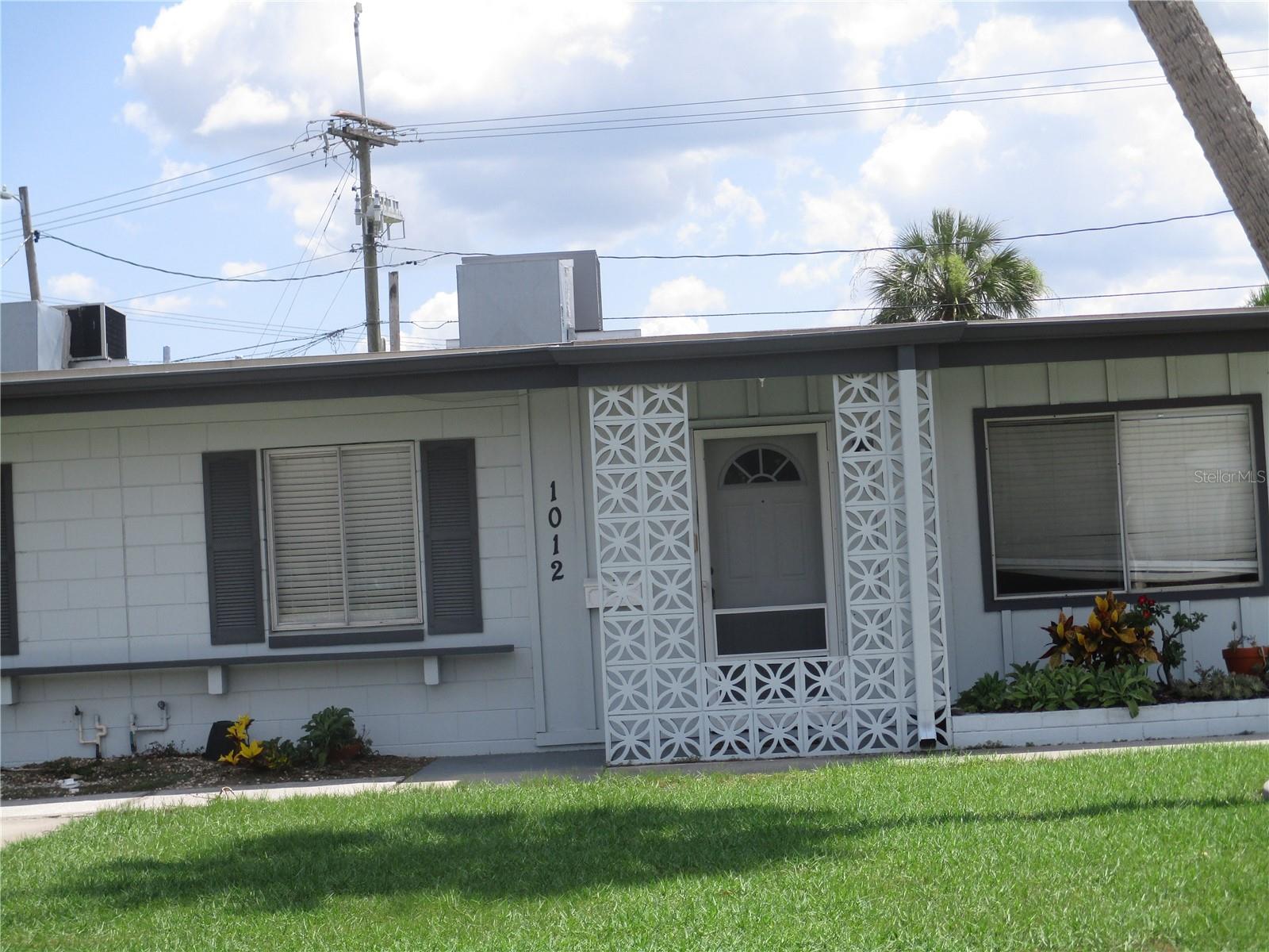 1012 N PEBBLE BEACH BLVD, SUN CITY CENTER, FL, 33573