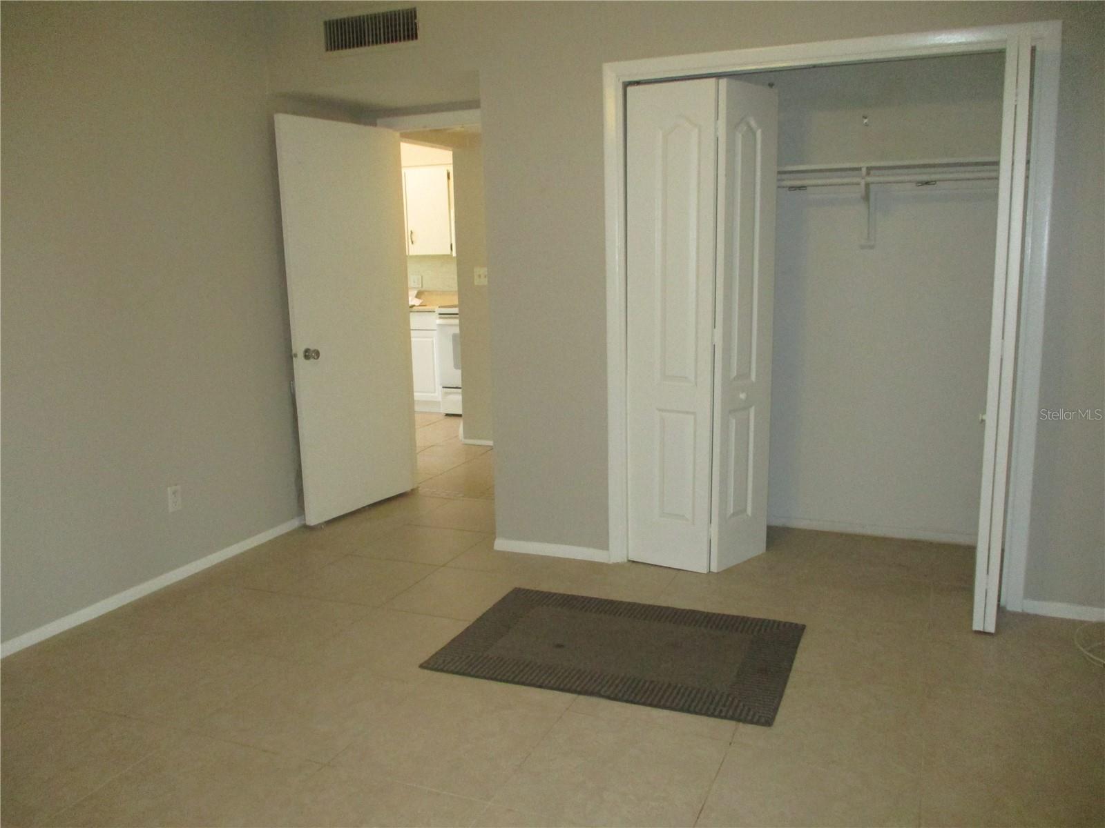 1012 N PEBBLE BEACH BLVD, SUN CITY CENTER, FL, 33573