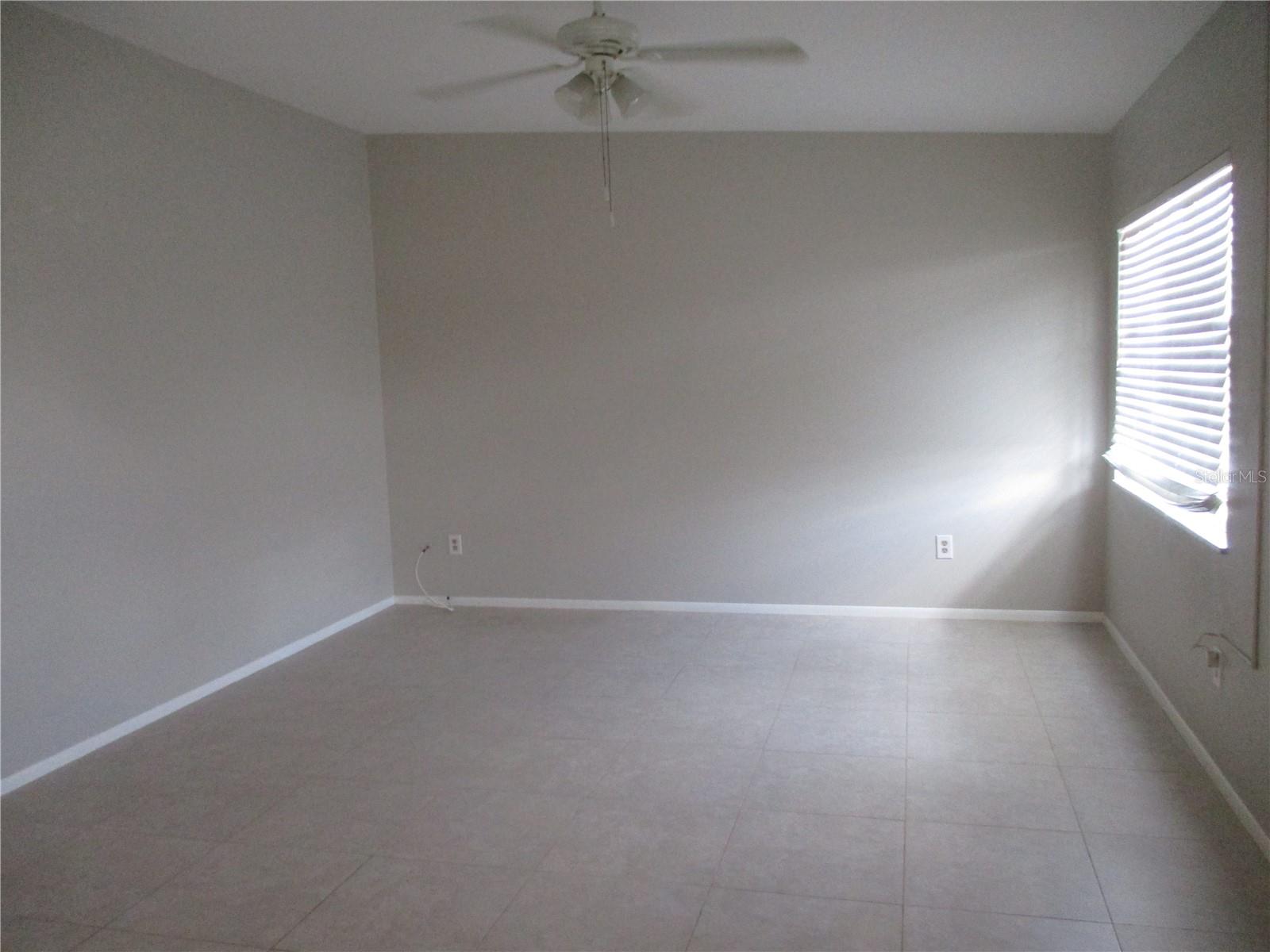 1012 N PEBBLE BEACH BLVD, SUN CITY CENTER, FL, 33573