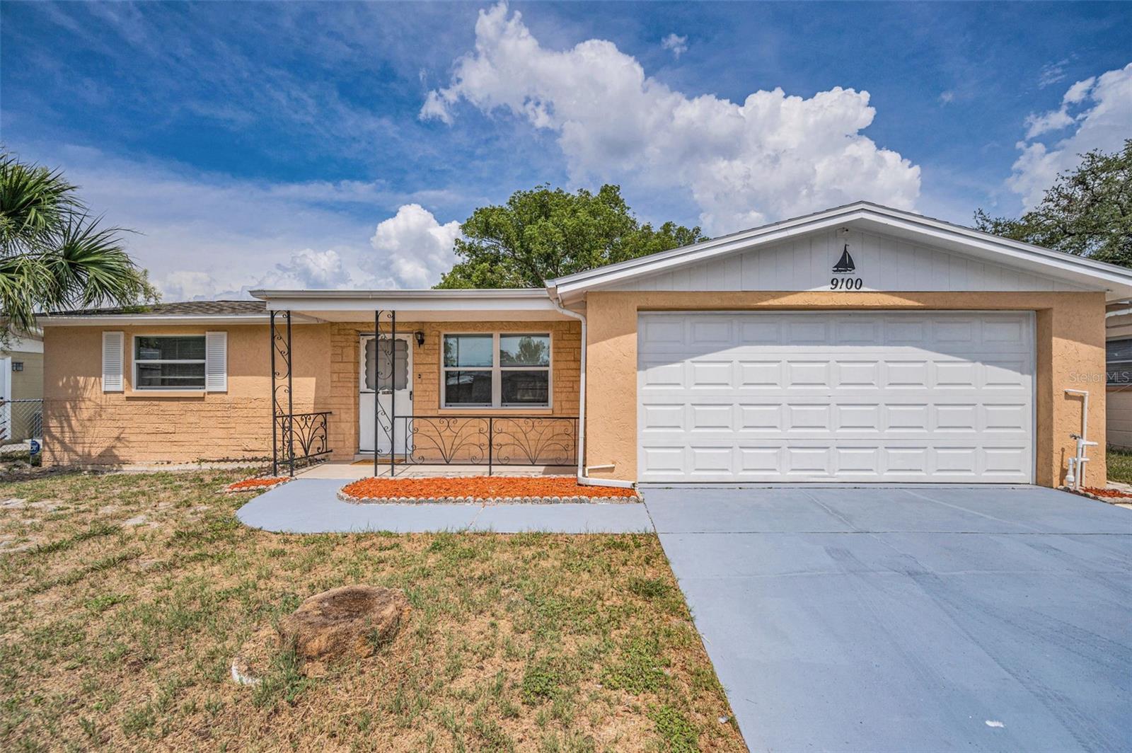 9100 LUNAR LN, PORT RICHEY, FL, 34668