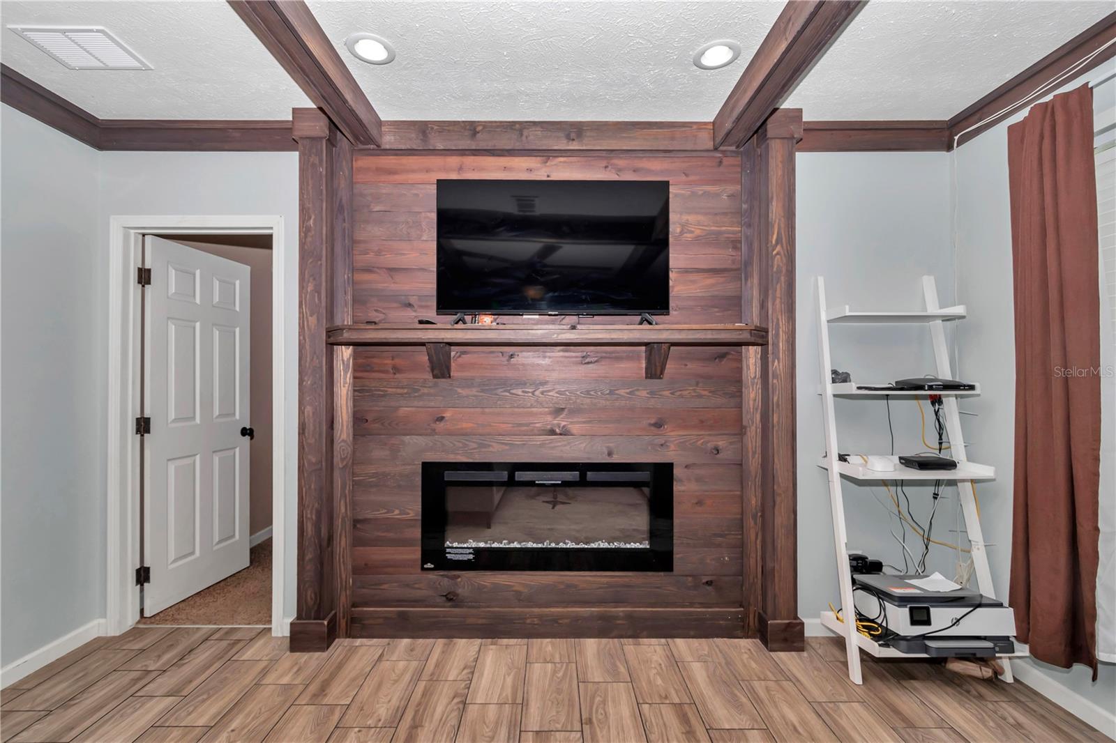 7565 DEWEY ROBBINS RD, HOWEY IN THE HILLS, FL, 34737