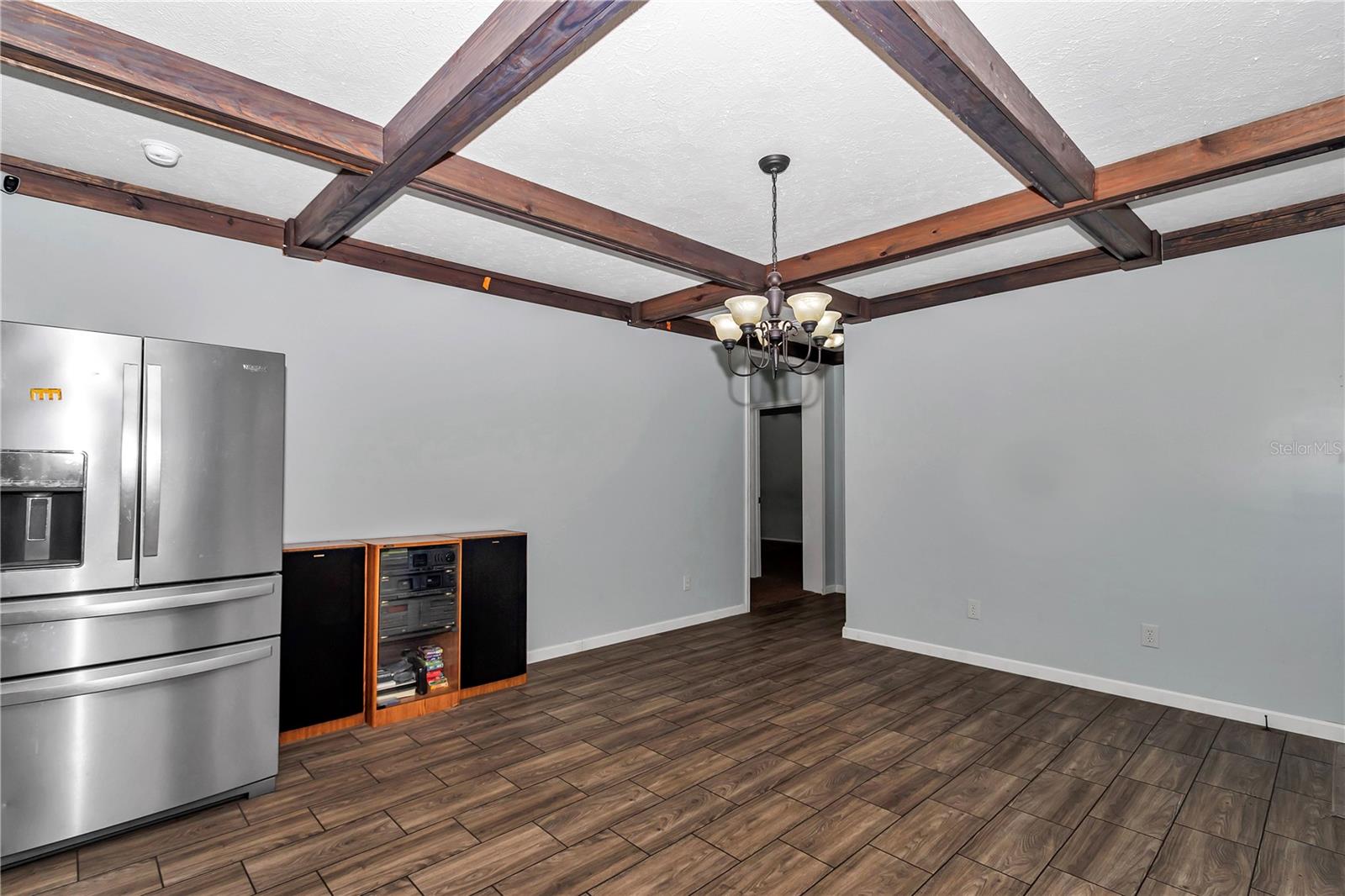 7565 DEWEY ROBBINS RD, HOWEY IN THE HILLS, FL, 34737