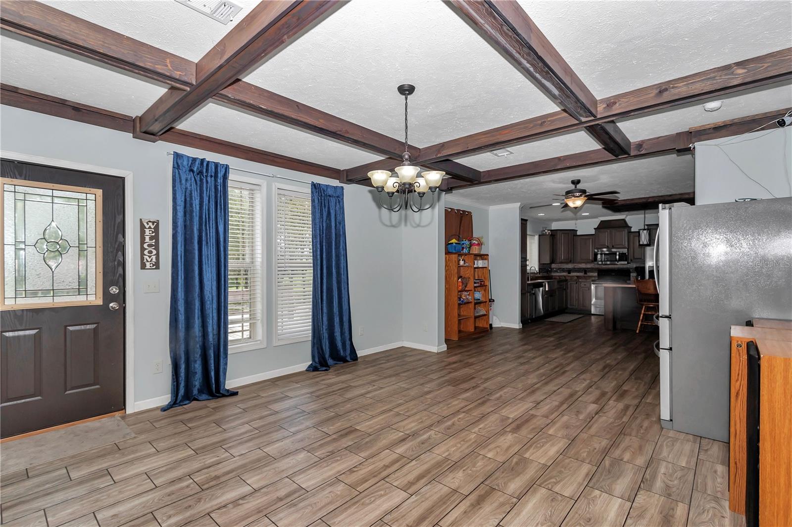 7565 DEWEY ROBBINS RD, HOWEY IN THE HILLS, FL, 34737