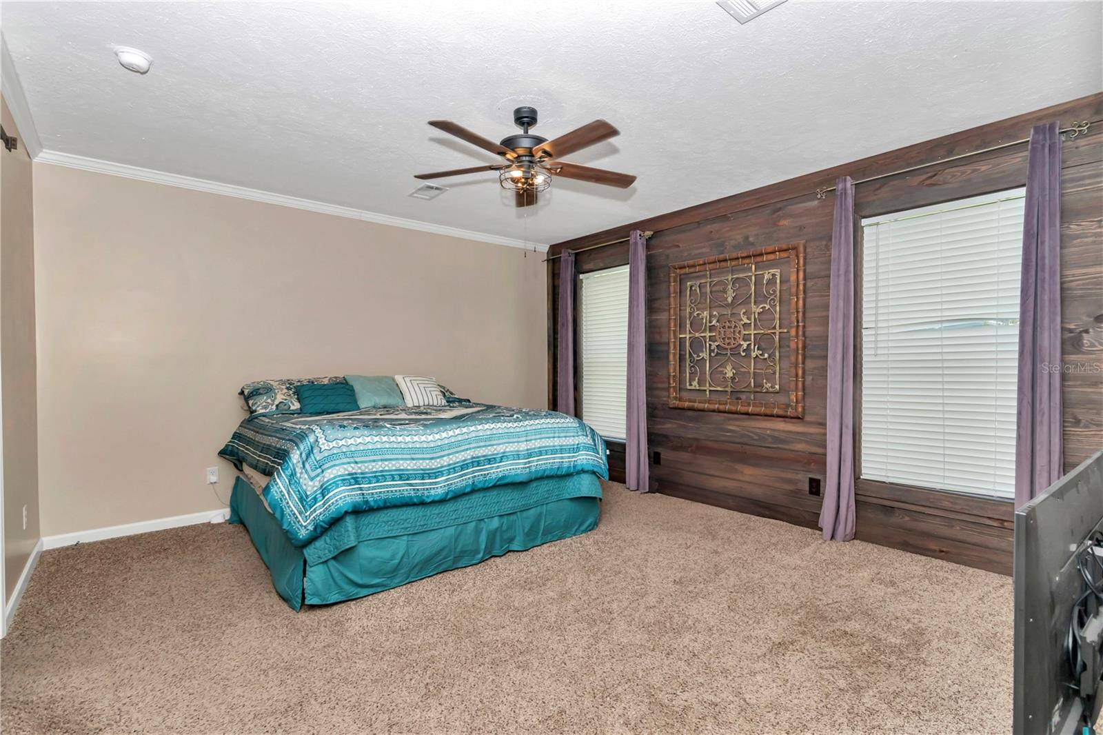 7565 DEWEY ROBBINS RD, HOWEY IN THE HILLS, FL, 34737