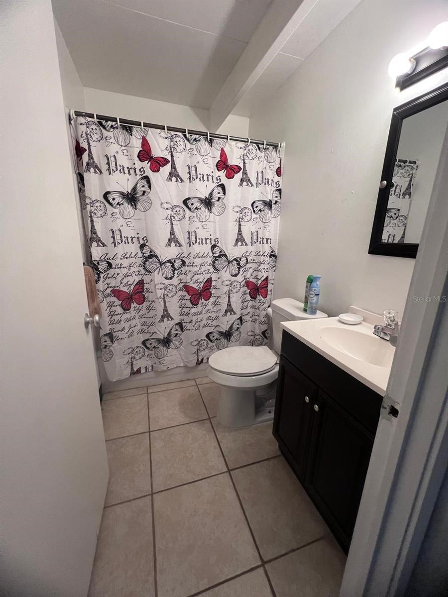 LAKESHORE CLUB, LAKE WALES, FL, 33854