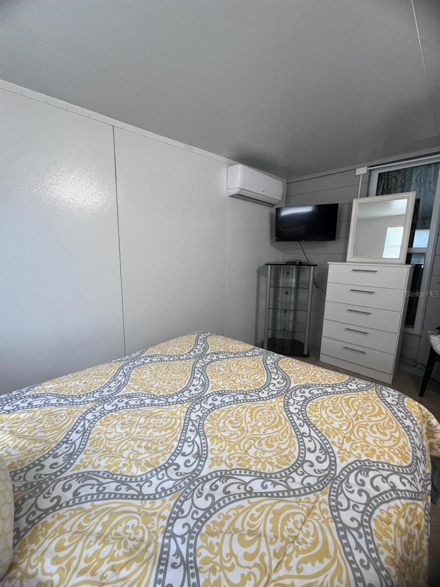 LAKESHORE CLUB, LAKE WALES, FL, 33854