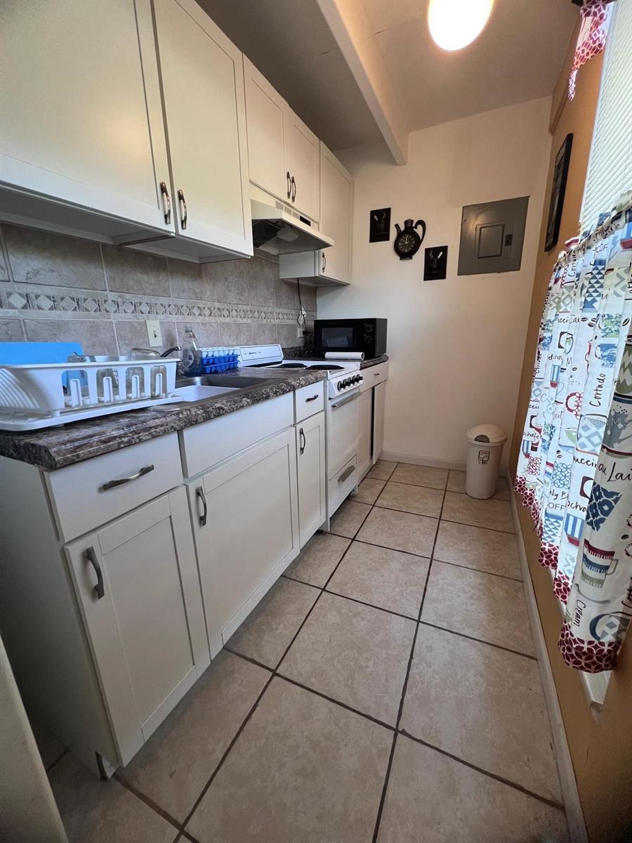 LAKESHORE CLUB, LAKE WALES, FL, 33854